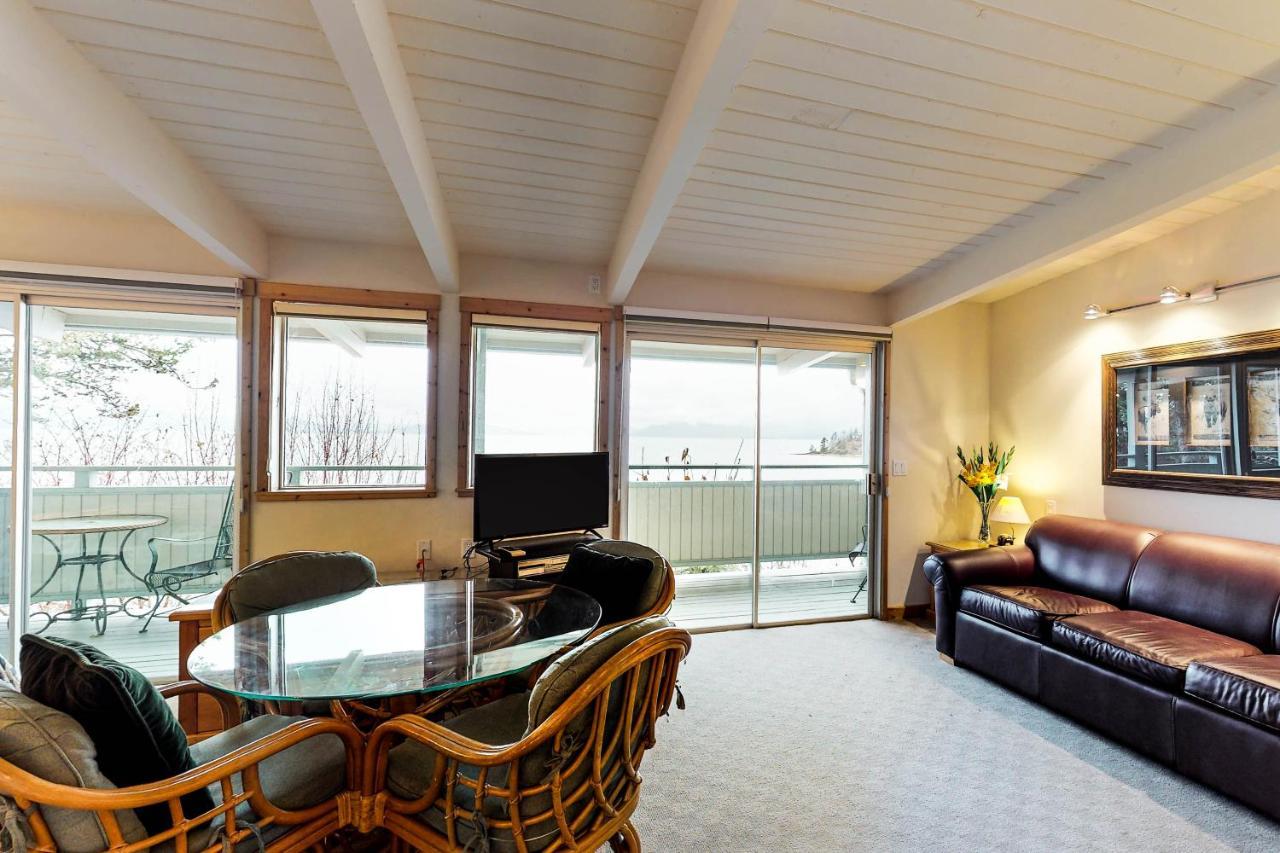 Many Springs Lakefront Condos Bigfork Εξωτερικό φωτογραφία