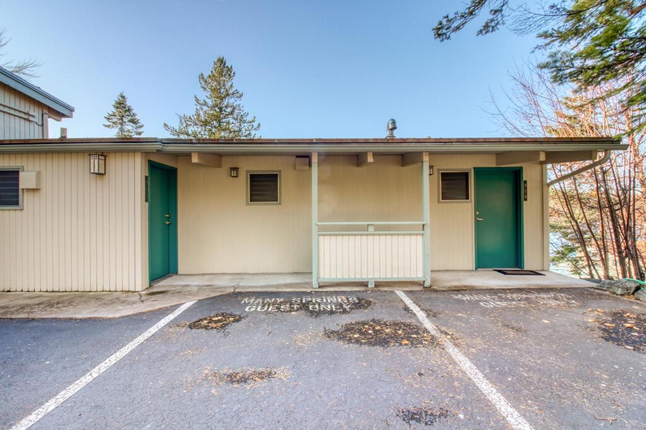 Many Springs Lakefront Condos Bigfork Εξωτερικό φωτογραφία